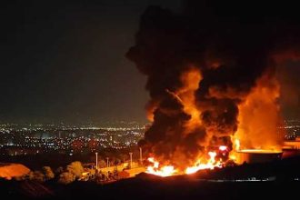 Israel sub asediu rachete iraniene au atacat zona Dimona langa instalatia nucleara israeliana