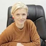 La Mioveni Alina Gorghiu a adunat semnaturi pentru proiectul Fara pacanale in oras