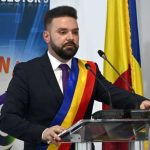 Piedone Jr modifica regulile de modernizare a strazilor gropile din Ferentari pot fi raportate prin share location