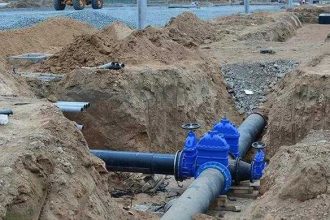 Piteshti Se reinvestete n lucrrile de conectare a apei i canalizrii la reea din fonduri proprii