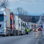 Riscul unui soc in lant Transportatorii solicita reducerea urgenta a accizelor la carburanti