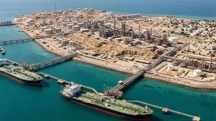 SUA a bombardat Insula Kharg un punct strategic pentru exporturile de titei din Iran