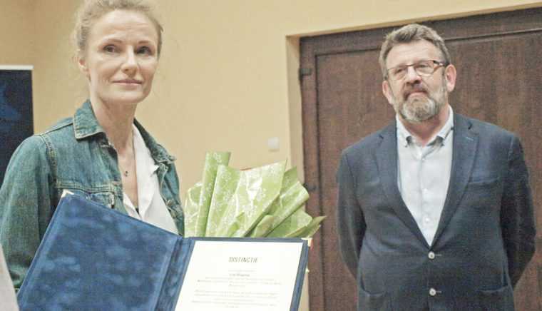 Scena din viata culturala pitestena 163