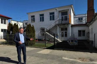 Se modernizeaza Scoala Nicolae Simonide din Pitesti Trei cladiri vor fi demolate