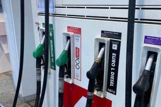 Soc financiar la benzinarie motorina premium trece de 10 lei l benzina depaseste 9 lei l