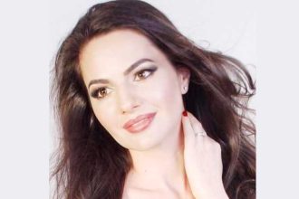 Soprana Madalina Stan se intoarce acasa la Filarmonica Pitesti