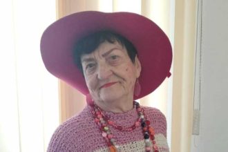 Studenta la 90 de ani Opiniile Amaliei Susana Tusa despre colegii sai mai tineri