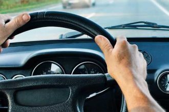 Un barbat in varsta de 38 de ani a fost retinut dupa ce a agresat un sofer de la o companie de ride sharing