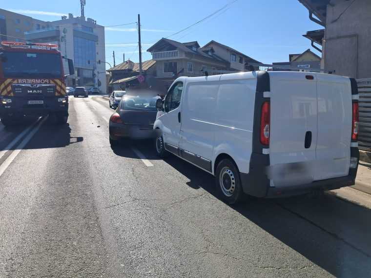 actualizare cum s a petrecut accidentul din pitesti pe smeurei o tanara a patruns pe sens opus