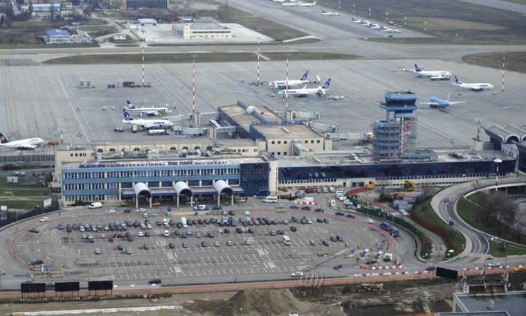 haos pe cer la bucuresti zeci de zboruri anulate pe aeroportul otopeni din cauza crizei internationale