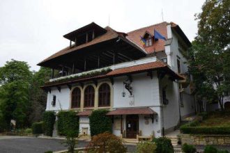 muzeul national bratianu a fost reacreditat pentru a doua oara alina gorghiu expozitia permanenta s a imbunatatit considerabil