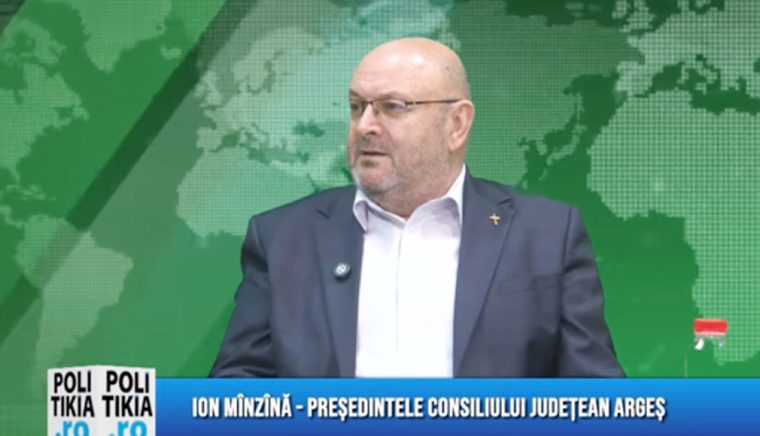 nc o dat despre haiduciile din transportul judeean de persoane Peedintele Mnzn a confirmat c era la curent cu nstrinarea microbuzelor din Arge pentru a fi transportate la Craiova