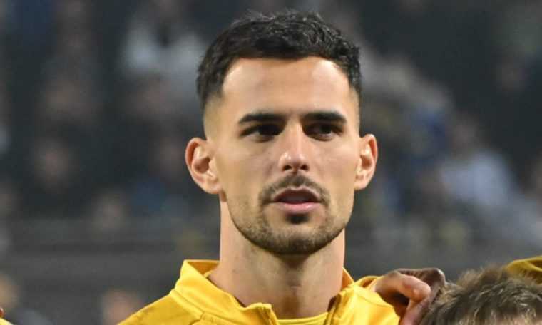 oficial marius marin se transfera in la liga internationalul roman semneaza cu sevilla