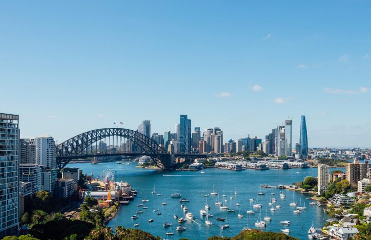 scandal politic in australia guvernul anuleaza subventiile de 670000 de dolari pentru un centru islamic care a plans moartea liderului iranian khamenei