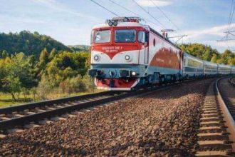 trenul galati suceava deviat pe un traseu gresit politia investigheaza incidentul feroviar