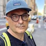 A ajuns la fundul cartii sau cum a descoperit Lucian Mandruta conspiratia mileniului
