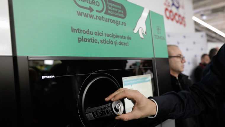 Barbat retinut dupa ce a incercat sa insele aparatele de reciclare SGR