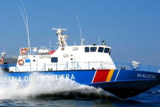 Braconaj in Marea Neagra sute de metri de plase ilegale umplute cu sturioni