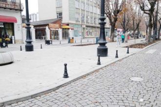Bulevardul Pardon isi pastreaza bolardele Contestatorul actiunilor Primariei Campulung a pierdut procesul