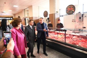 Ce n a vazut Pitestiiul A fost inaugurata hala de carne din Piata Ceair
