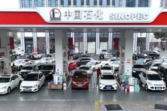 Criza energetica scapa de sub control jafuri si oameni ucisi pentru combustibil in Asia