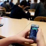 Lege privind telefoanele mobile in licee aprobata de Senat reguli stricte