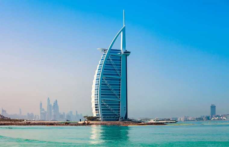 Lovitura pentru turismul de lux renumitul Burj Al Arab se inchide temporar