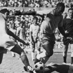 Mircea Lucescu a avut tricoul lui Pele de la Cupa Mondiala din 1970