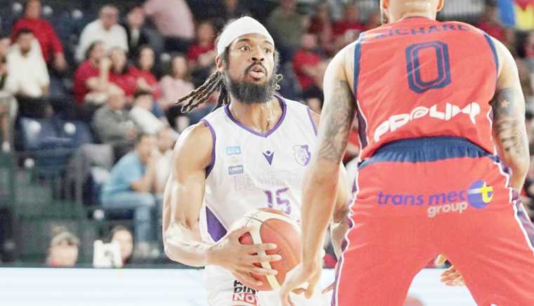 Motivul concedierii antrenorului si al managerului de echipa de la FC Arges Basketball infrangeri consecutive
