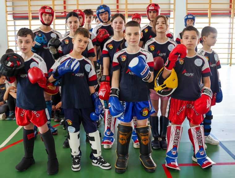 Peste 100 de elevi din Arges intalnire cu modele de succes in sport