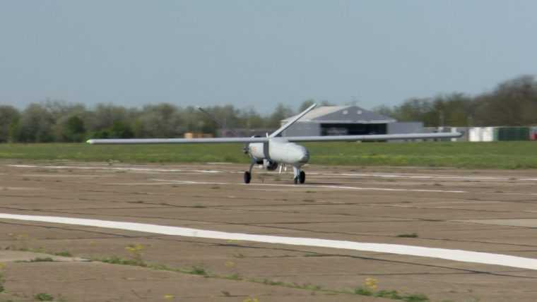 Prima drona de spionaj fabricata in Romania testata in zbor