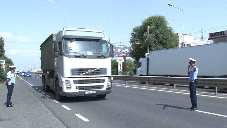 Restrictii pentru vehicule grele pe DJ 741 Stefanesti Mioveni