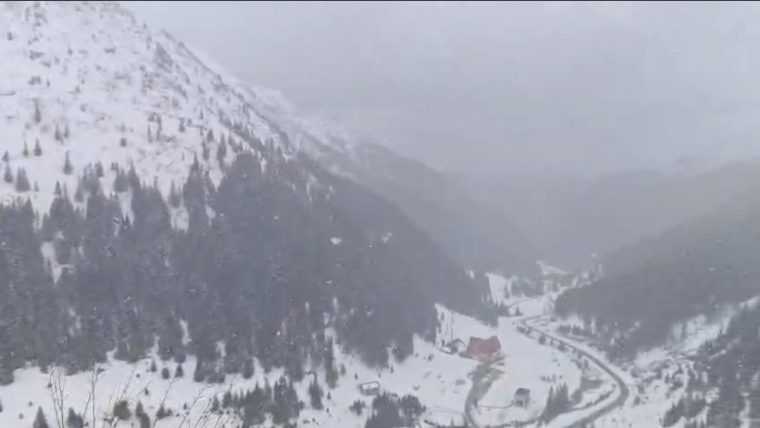 Salvamont Arges la datorie de Paste Va incurajam sa va bucurati de munte in mod responsabil