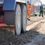 Tragedie in Vinerea Mare Un roman a decedat dupa ce o macara s a prabusit pe un santier din Italia