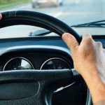 Un barbat de 47 de ani a suferit un infarct la volan provocand un accident de circulatie