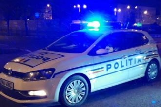 Vandali in noaptea de Paste monumente rasturnate intr un cimitir evreiesc din Romania ancheta in curs de desfasurare