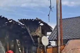 video incendiu la o gospodarie din babana