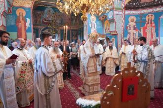 Binecuvantare arhiereasca la Micesti Sarbatore de hram Sfantul Ioan Rusul