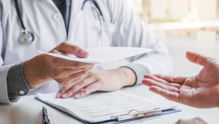 CNAS implementeaza reguli noi pentru medicamente si spitale