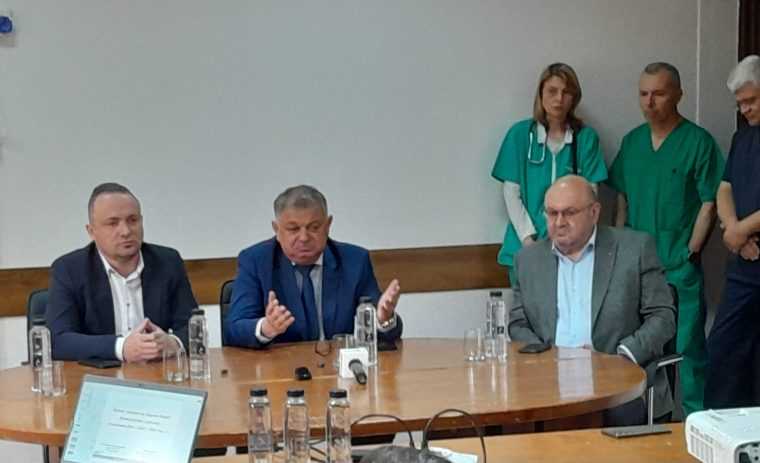 Cifrele spun totul Adrian Dumbrava a diminuat cu 50 din datoriile SJU Pitesti de cand a preluat functia de manager
