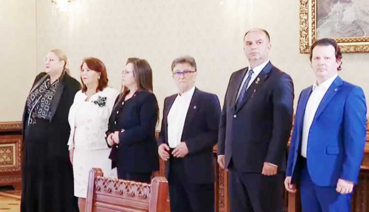 Deputatul Tudor Ionescu Programul de Guvernare trebuie sa aiba prioritate in fata negocierilor pentru functia de Premier