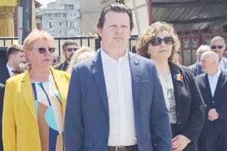 Deputatul Tudor Ionescu participant la evenimentele dedicate Zilei Independentei Romanei organizate la Pitesti