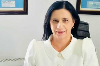 Estera Stamoiu presedinte al OAMGMAMR Filiala Arges Asistentii medicali calificati salveaza vieti schimba destine si inspira speranta