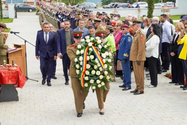 Eveniment solemn la Pitesti de Ziua Eroilor