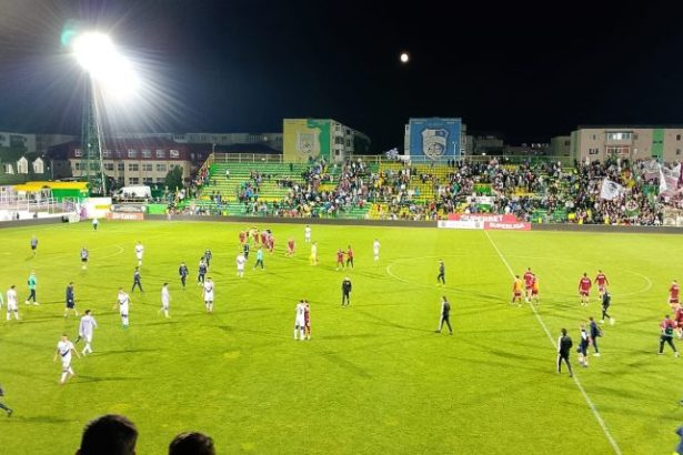 FC Arges Rapid vineri 15 mai de la ora 2030 in etapa a 9 a a playoff ului