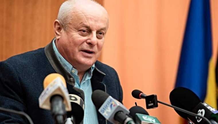 Fostul director al Direciei Silvice Arad a infruntat o infrangere definitiva in procesul cu Romsilva Este obligat sa restituie un bonus de pensionare de 280000 de lei