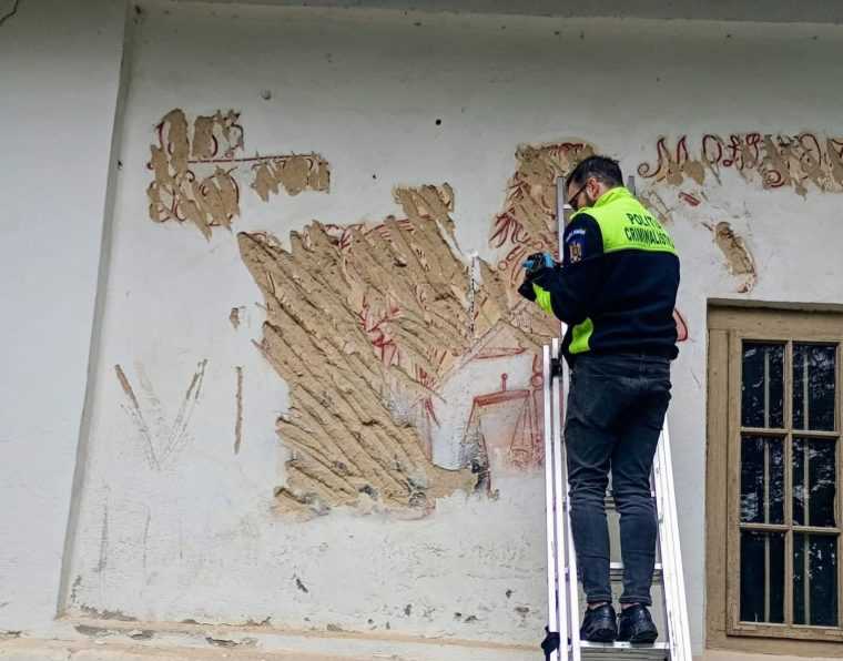 Fresca Mortii de la Mosoaia distrusa cu sapa va fi restaurata
