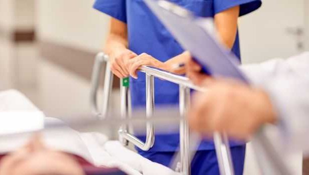 Mancare expirata la British School of Bucharest elevi spitalizati dupa mesele servite la cantina