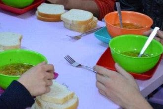 Masa sanatoasa in scolile din Arges va costa in 2026 aproape 35 de milioane de lei