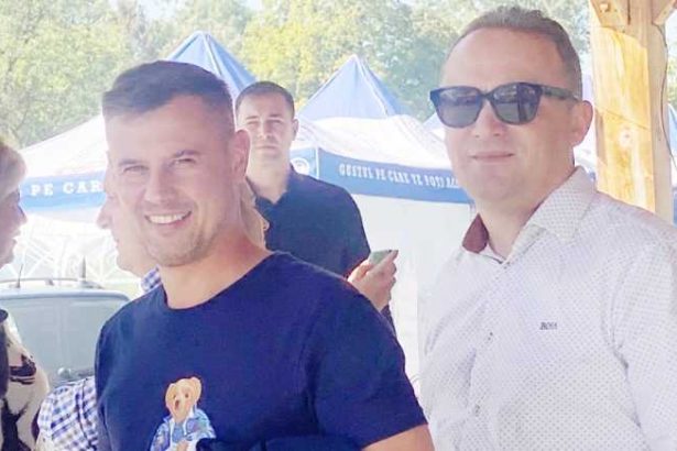 Nume noi in Adunarea Eparhiala directorul medical de la Spitalul Judetean si managerul de la Pediatrie
